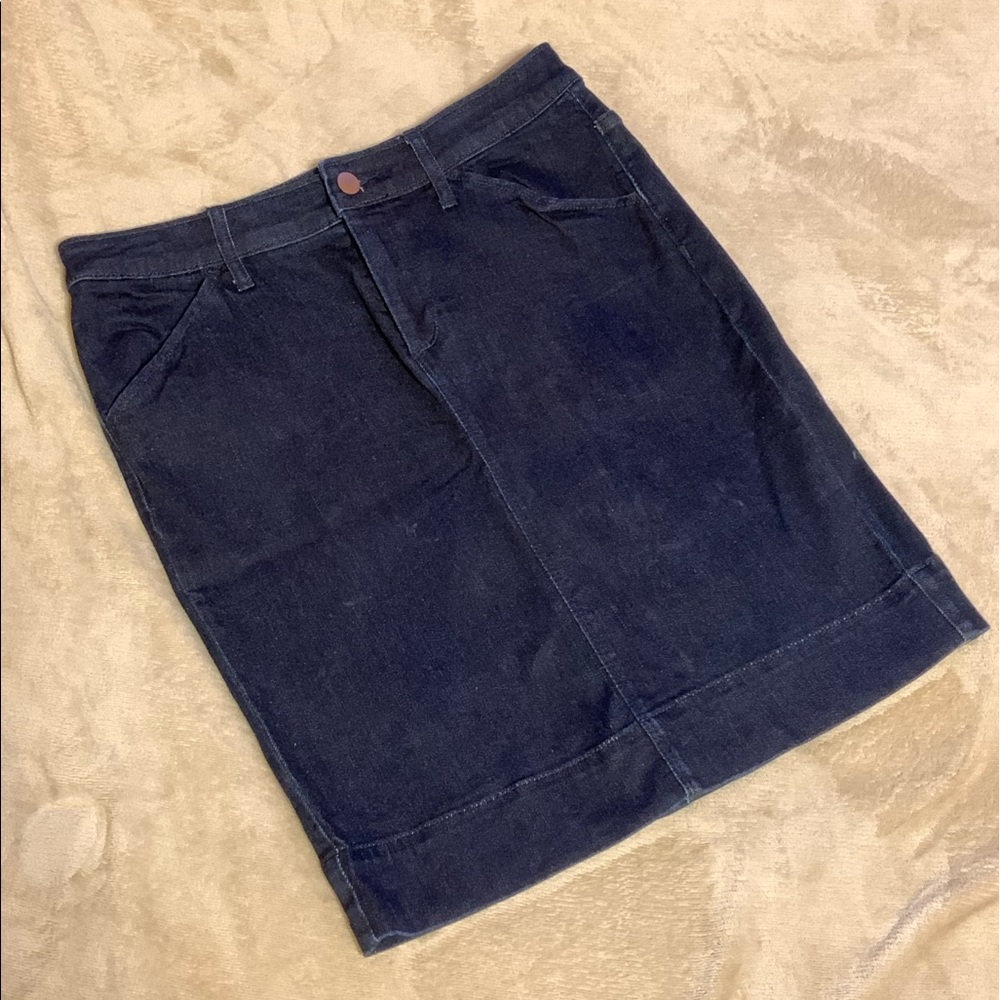 Denim pencil skirt size 4